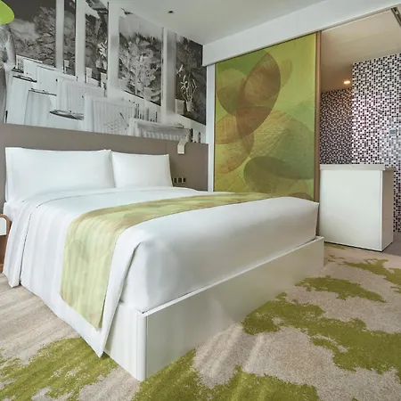 Holiday Inn & Suites Saigon Airport By Ihg Ho Chi Minh City Exterior photo