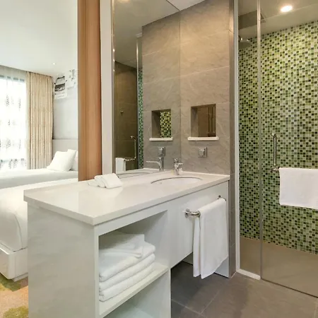 Holiday Inn & Suites Saigon Airport By Ihg Ho Chi Minh City Exterior photo