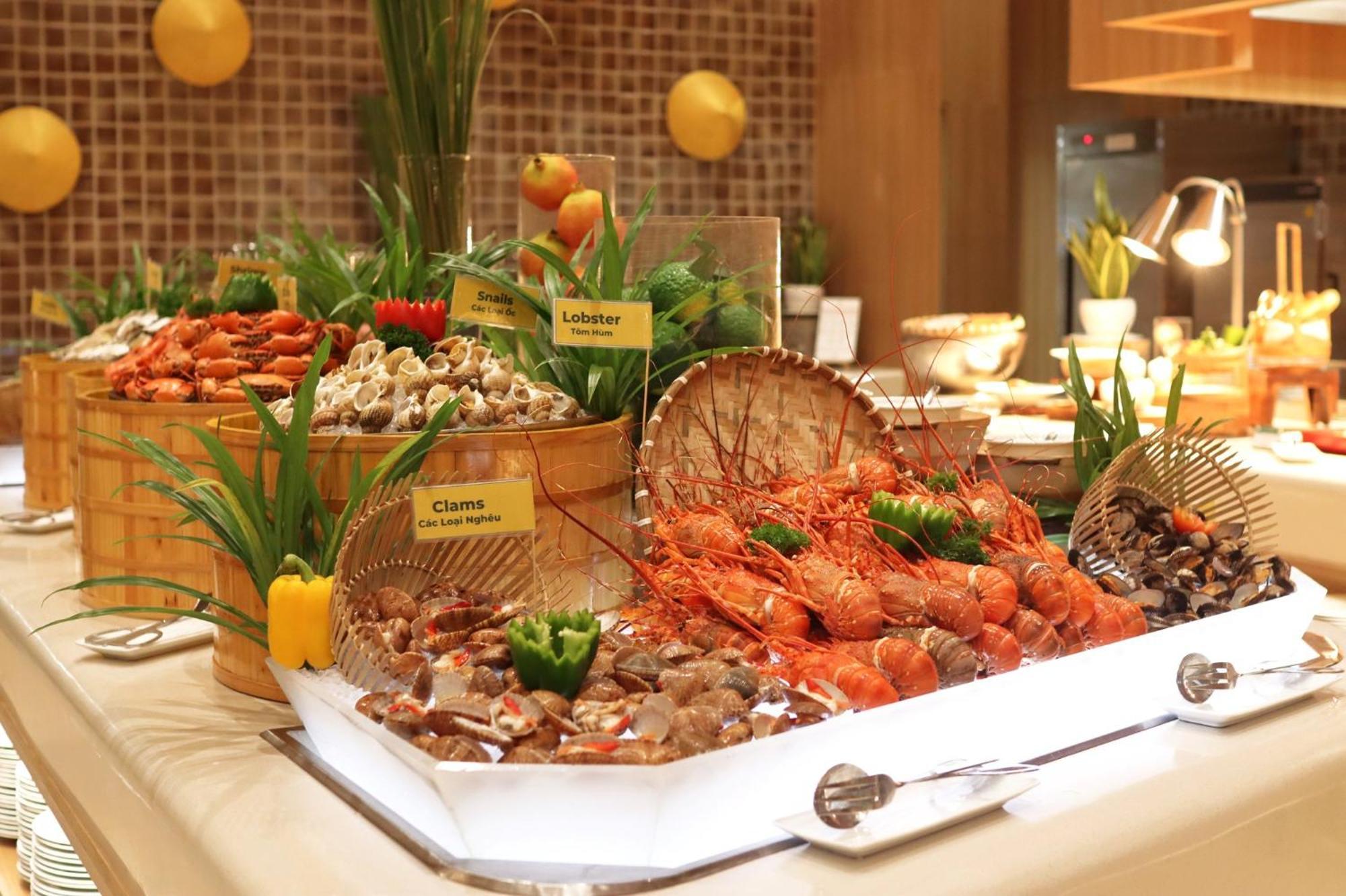Hotel & Saigon Airport By Ihg Hô Chi Minh-Ville